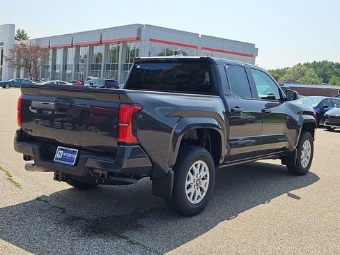New 2026 Toyota Tacoma SR5 AWD/4WD image 2