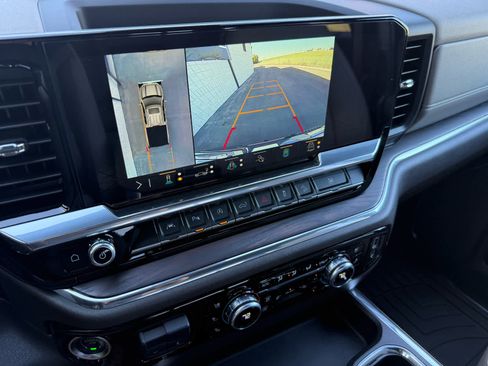 Used 2023 GMC Sierra 1500 SLT w/ SLT Premium Plus Package image 16