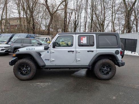 Used 2024 Jeep Wrangler Willys 4xe image 8