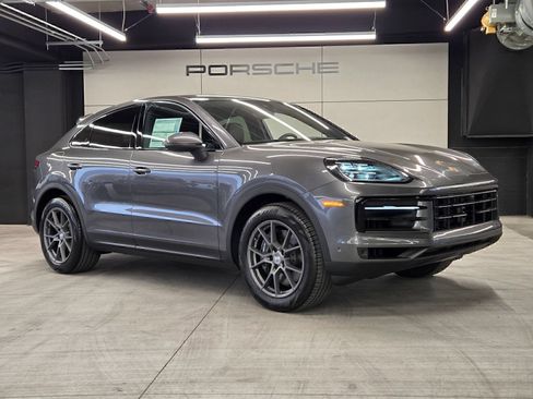 Certified 2026 Porsche Cayenne Coupe AWD/4WD image 30