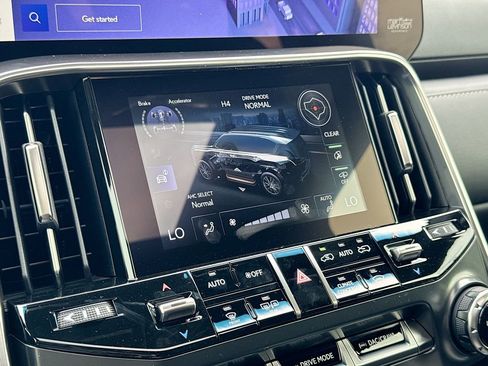 New 2026 Lexus LX 700h Luxury image 28