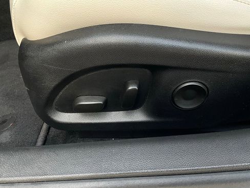 Used 2023 Cadillac CT4 Luxury w/ Sun And Sound Package image 11