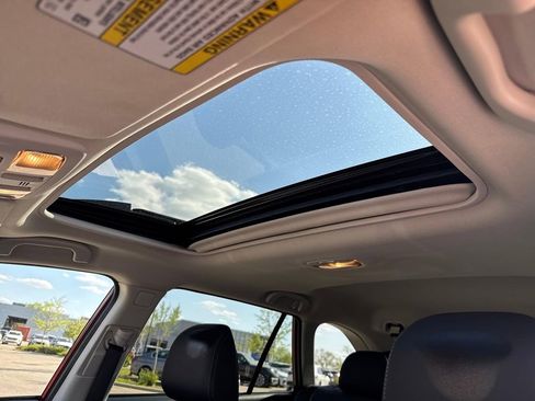 Used 2019 Subaru Outback 2.5i Limited AWD/4WD image 7