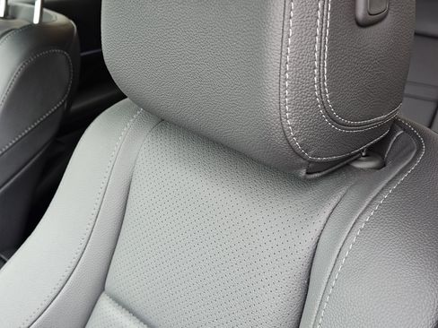 Used 2025 Mercedes-Benz GLE 350 4MATIC image 8