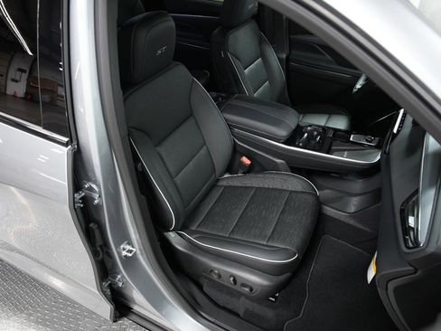 New 2026 Buick Enclave Sport Touring image 18