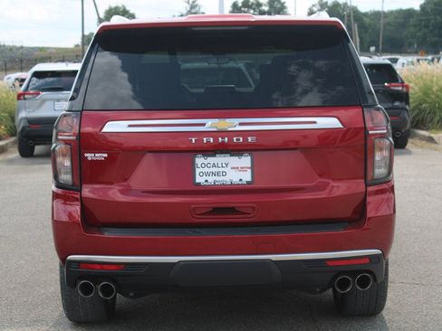 Used 2021 Chevrolet Tahoe High Country w/ Premium Package image 3