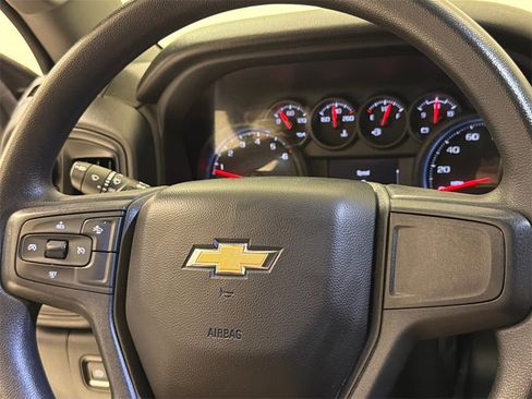 Used 2022 Chevrolet Silverado 1500 Custom image 29