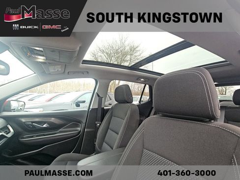 Used 2022 GMC Terrain SLE w/ Driver Convenience Package image 6