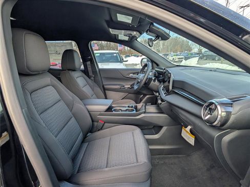 New 2026 Chevrolet Equinox LT image 5