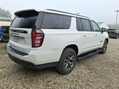 Used 2021 Chevrolet Suburban Z71 AWD/4WD image 6