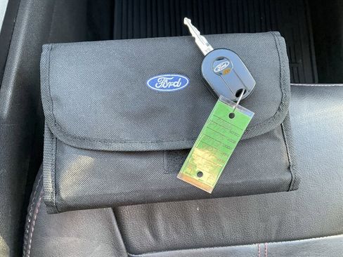 Used 2012 Ford Edge SEL image 24