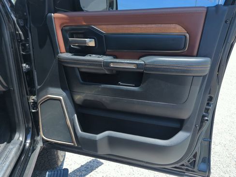 Used 2020 RAM 3500 Limited AWD/4WD image 34