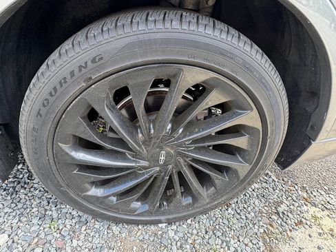 Used 2021 Lincoln Aviator Reserve w/ Equipment Group 210A image 37