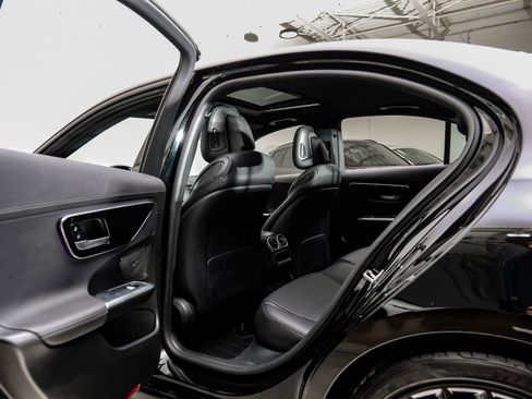 Used 2024 Mercedes-Benz C 300 Sedan w/ AMG Line w/ Night Package image 48
