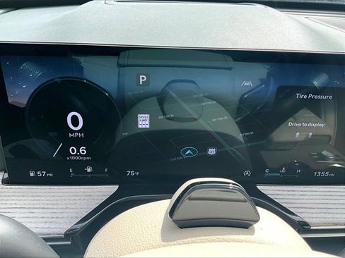 Used 2025 Genesis GV80 3.5T Prestige image 22