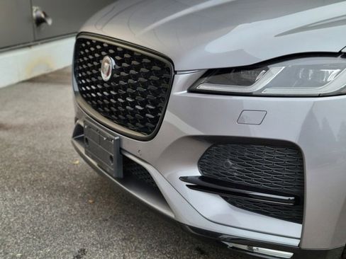 Used 2023 Jaguar F-PACE S image 44