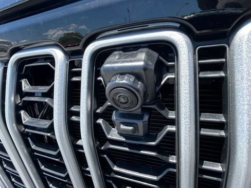 New 2025 Jeep Wrangler Sahara image 16