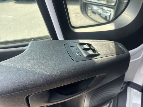 Used 2024 RAM ProMaster 2500 image 20