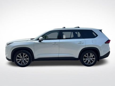 Used 2024 Toyota Grand Highlander AWD Hybrid image 2