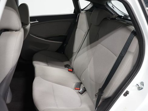 Used 2013 Hyundai Accent GS image 21