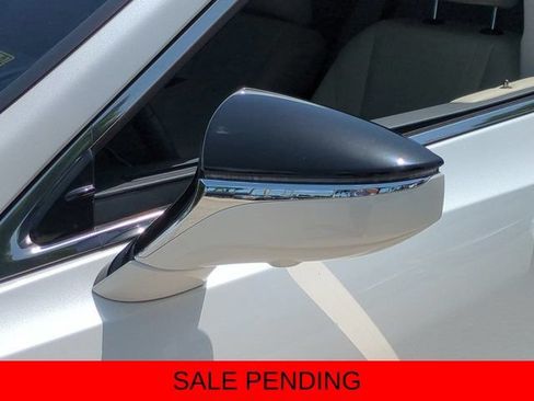 Certified 2022 Lexus ES 300h Ultra Luxury w/ Accessory Package 2 FWD image 12