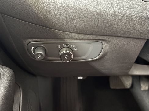 Used 2022 Chevrolet Equinox RS w/ Infotainment Package AWD/4WD image 20