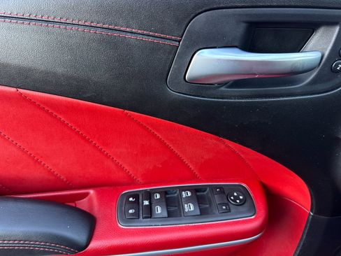 Used 2022 Dodge Charger Scat Pack w/ Dynamics Package image 10