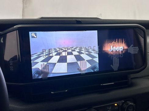 New 2025 Jeep Gladiator Sport image 27