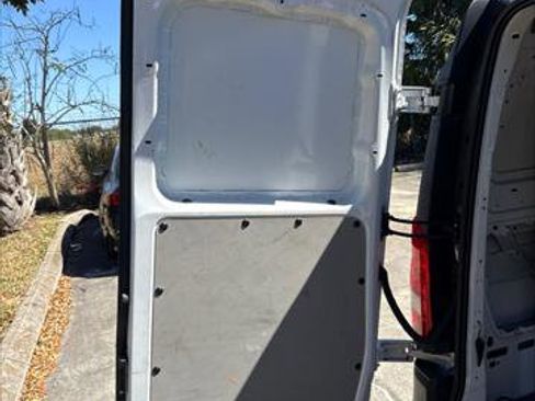 Used 2021 Mercedes-Benz Metris image 14