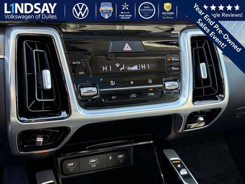 Used 2022 Kia Sorento SX image 19