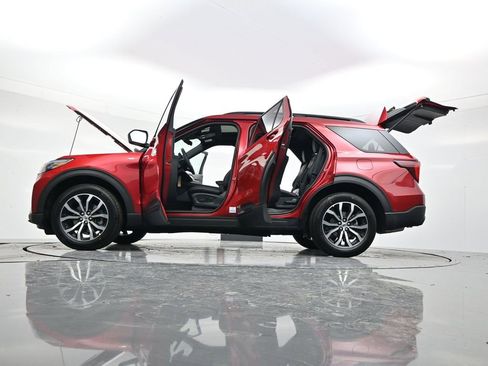 New 2026 Ford Explorer ST-Line image 60