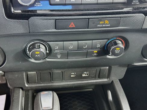 Used 2022 Nissan Frontier S RWD image 15