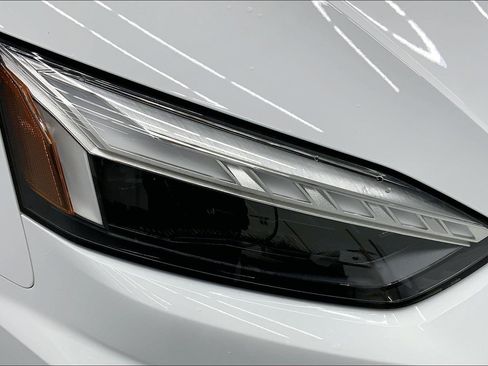 Certified 2025 Audi A5 2.0T Premium Plus w/ Convenience Plus Package image 27