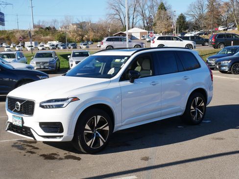 Used 2020 Volvo XC90 T6 R-Design w/ Protection Package Premier image 3