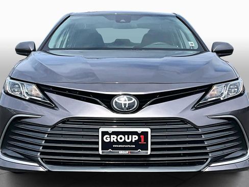 Used 2024 Toyota Camry LE image 4