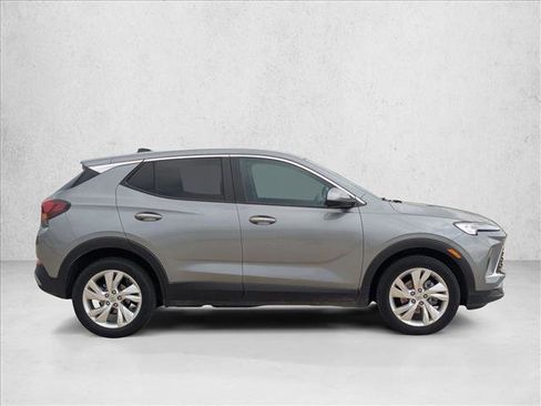 Used 2025 Buick Encore GX Preferred image 4