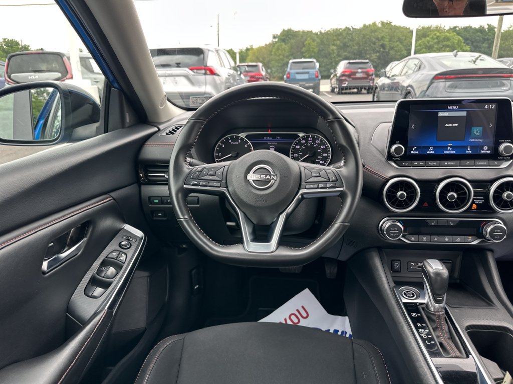 Used 2025 Nissan Sentra SR FWD image 19