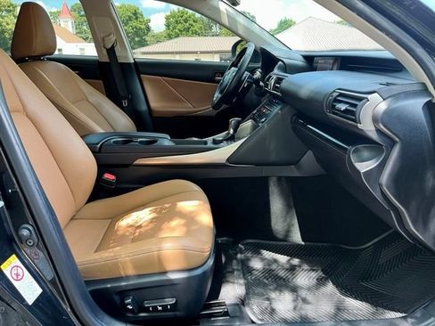 Used 2018 Lexus IS 300 AWD w/ Comfort Package image 23