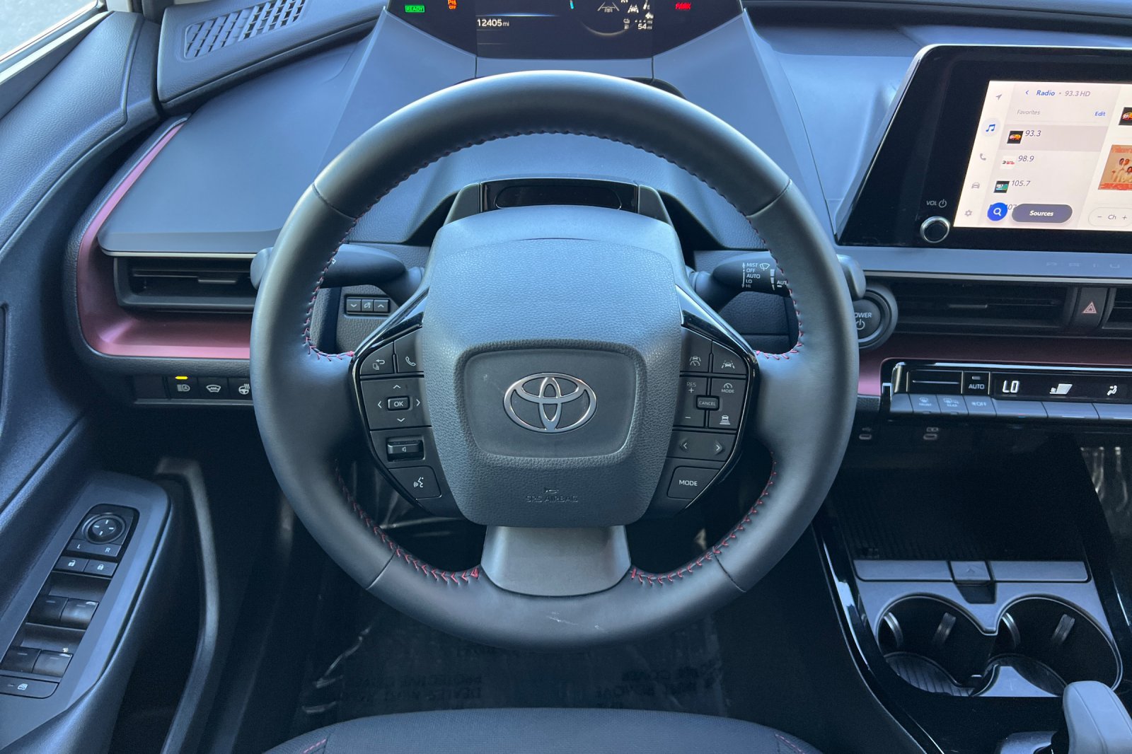 Certified 2026 Toyota Prius Plug-In Hybrid FWD image 14