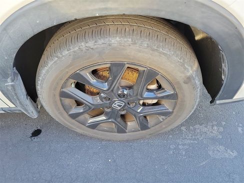 Certified 2023 Honda HR-V Sport image 9