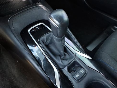 Used 2020 Toyota Corolla SE image 23