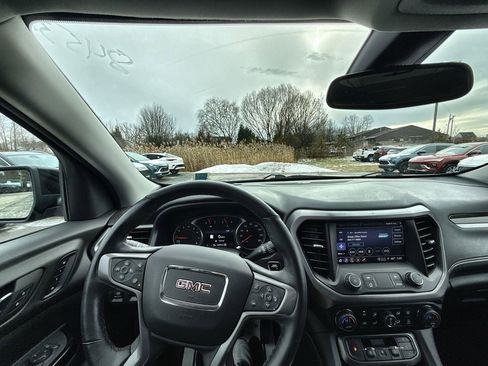 Certified 2023 GMC Acadia AT4 w/ Preferred Package image 11