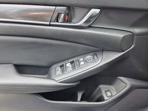 Used 2022 Honda Accord Sport image 25