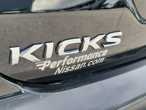 Certified 2022 Nissan Kicks S FWD image 12