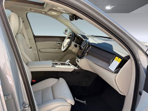 New 2026 Volvo XC90 B6 Ultra w/ Protection Package AWD/4WD image 26