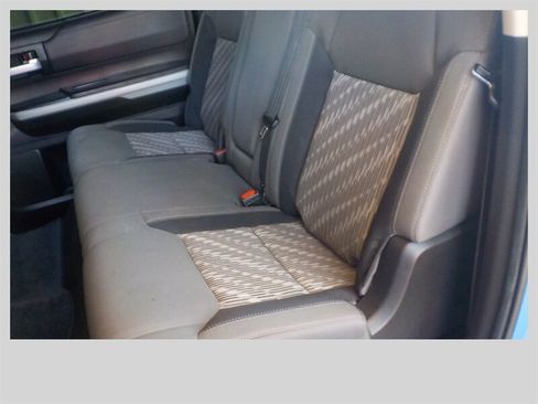 Used 2021 Toyota Tundra SR5 w/ SR5 Upgrade Package AWD/4WD image 4