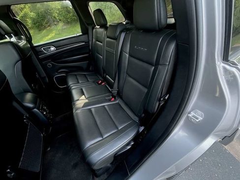Used 2018 Jeep Grand Cherokee Summit AWD/4WD image 19