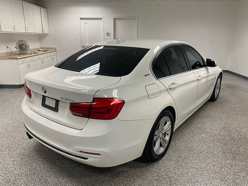 Used 2018 BMW 330e image 5
