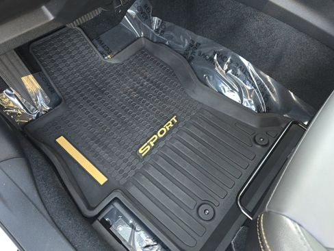 Used 2022 Subaru Crosstrek 2.5i Sport w/ Moonroof Package image 28