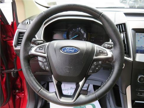 Used 2020 Ford Edge SEL w/ Convenience Package FWD image 10